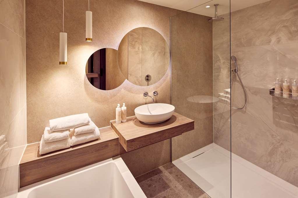 Van Der Valk Hotel คอร์เกิม ภายนอก รูปภาพ